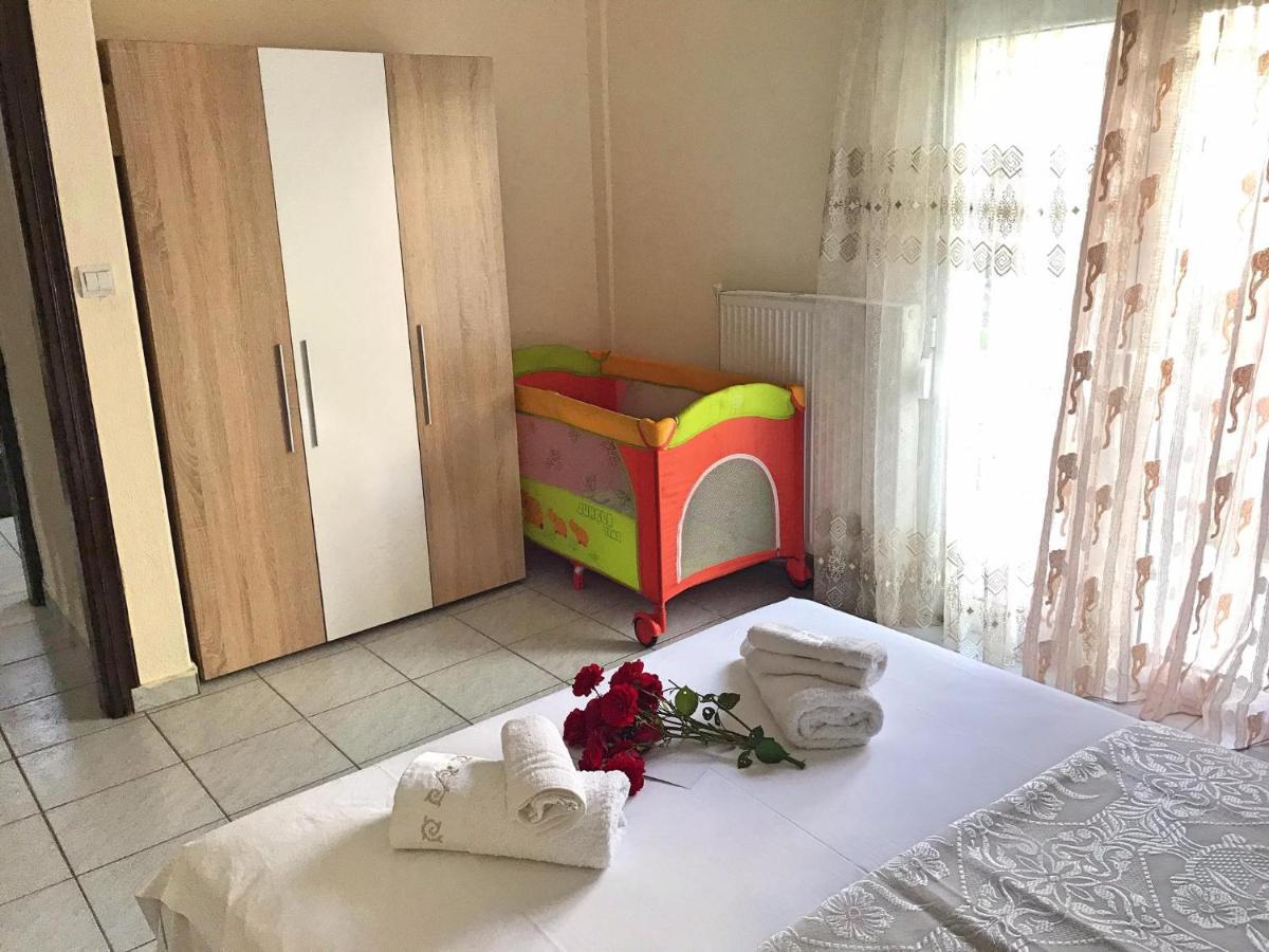 Anastasia'S Home Néa Péramos Bagian luar foto