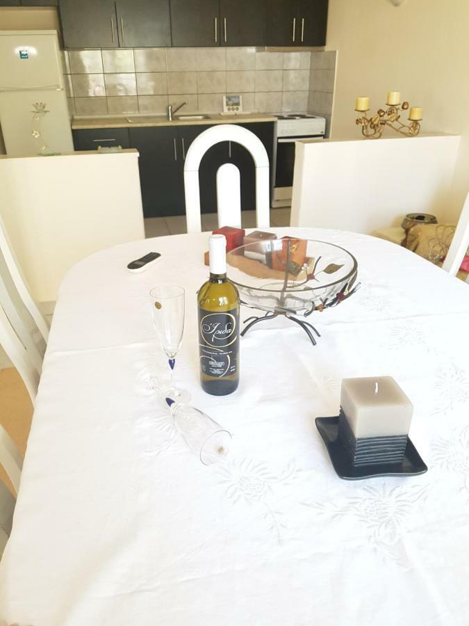 Anastasia'S Home Néa Péramos Bagian luar foto